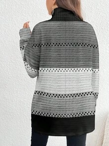 SHEIN CURVE+ Camiseta de cuello alto, hombros caídos y bajo con abertura, talla grande, nueva para mujeres en vacaciones de invierno - Multicolor - Ver 2