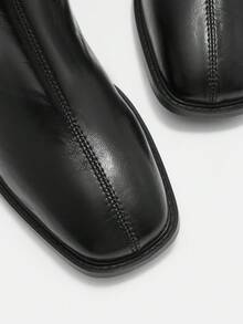 CUCCOO CURVES 女士时尚百搭宽楦高跟靴 - 黑色 - 查看 8