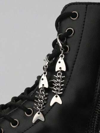 2pcs Vintage Gothic Style Fish Bone Shoe Buckle, Star Pendant Keychain, Women Bag Charm, Shoe Decor