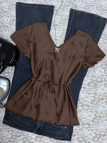 Rina Fox 大码女式V领荷叶边系带短袖休闲衬衫