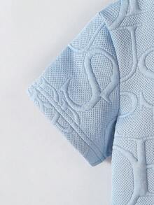 SHEIN Streecool Kids 3件套幼儿男童套装：字母针织提花休闲短袖T恤、短裤和包包，适合日常休闲外出，春夏皆宜。