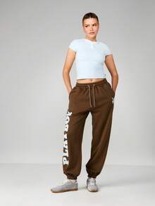 Missguided x Playboy Pantalones jogger con cordón lavados en marrón con logo de conejo y gráficos de texto lateral para mujer - Marrón - Ver 3
