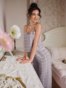 SHEIN 粉色优雅格子印花V领吊带背心和裤子女士睡衣套装