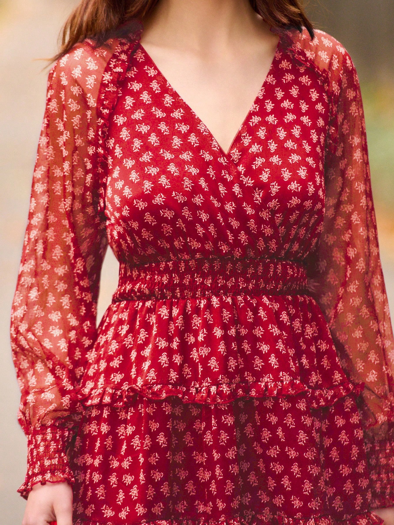 Vestido mini con estampado floral romántico y detalles de volantes para mujer en otoño e invierno