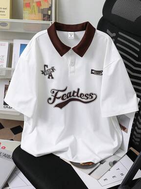 SHEIN Polo de niño adolescente con estampado de letra universitaria de bloques de color, casual, cómodo, de moda, versátil, lindo, suave, adecuado para uso diario, escuela, salidas, deportes, vacaciones