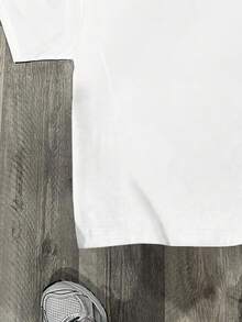 SHEIN Coolqubz 青少年男童黑色印花短袖T恤，时尚舒适，毕业礼物佳选，春夏款