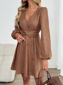 SHEIN LUNE 女士休闲简约扭结V领连衣裙 秋季连衣裙 棕色短裙 咖啡棕色连衣裙 棕色优雅连衣裙 女士长袖优雅连衣裙 女士冬季服装 女士秋季服装 女士连衣裙 女士冬季连衣裙 女士商务休闲工作装 棕色连衣裙 女士棕色休闲连衣裙 - 棕色 - 查看 1
