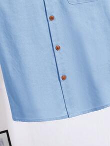 SHEIN Chemise décontractée ample et confortable à manches courtes avec boutons et couleurs contrastées pour garçon préadolescent - Bleu ciel - Voir 4