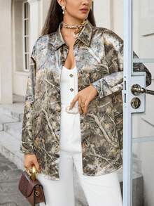 SHEIN LUNE Chemise décontractée à manches longues pour femmes grandes tailles, avec imprimé tout-sur-tout, boutons devant, poches plaquées. Idéale pour Thanksgiving, Nouvel An, l'hiver et Noël