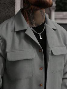 Manfinity Homme 男士休闲时尚街头简约纯色翻盖口袋衬衫外套，秋季款 - 灰色 - 查看 3