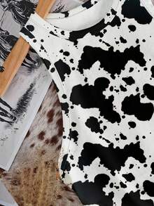 SHEIN EZwear 休闲简约圆领奶牛印花西部波西米亚风修身背心，适合夏季、度假、春假穿着