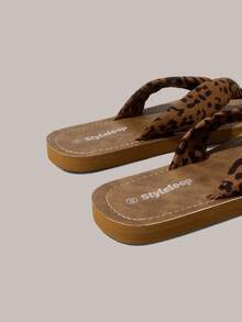 Styleloop Women's Bohemian Style Western Music Festival Flip Flops, Suitable For Party, Beach, Vacation