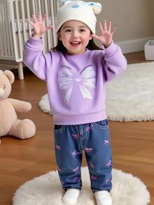 SHEIN Vintaside Kids 女婴秋冬白色圆领卫衣，粉色蝴蝶结印花牛仔裤，粉色蝴蝶结刺绣可爱套装 - 彩色 - 查看 3