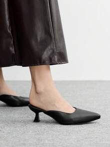 CUCCOO BIZCHIC Sepatu Mules Hak Tinggi Kasual Modis Ujung Lancip untuk Wanita - Hitam - View 3
