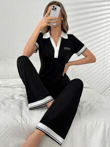 SHEIN 撞色领半拉链字母刺绣女士睡衣套装 Polo 领睡衣套装 女士黑色睡衣套装 女士家居服套装 女士睡衣两件套 - 黑色 - 查看 3