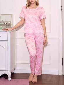 SHEIN Set Piyama Wanita dengan Desain Slogan Romantis Hari Valentine - Berwarna merah muda - View 3