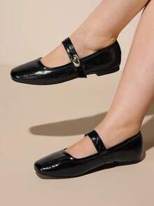 CUCCOO CURVES Damen Lässig Metall Dekor vielseitige Breit Passform Flache Schuhe für den täglichen Weg zur Arbeit - Schwarz - Übersicht 3