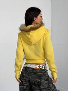 StreetHx 女士灰色保暖内衬黑色涂鸦字母印花渐变毛领修身短款连帽卫衣，秋冬款 - 鵝黃色 - 查看 2