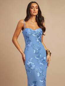 Fitted Strappy Dress With 3D Floral Print - Beige - View 5