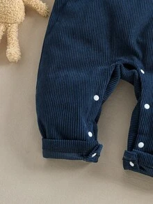 Vintaside Kids 男婴休闲日常通勤条纹长袖T恤搭配撞色小熊刺绣灯芯绒背带裤，适合上学、外出、返校等场合。 - 藏蓝色 - 查看 5