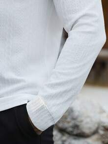 Manfinity CasualCool Herrpolo med texturerad stickning och långärmad design - Vitt - Visa 5