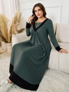 Lacomfia Plus Size Color Block Loose A-Line Dress With Decorative Buttons - Green - View 5