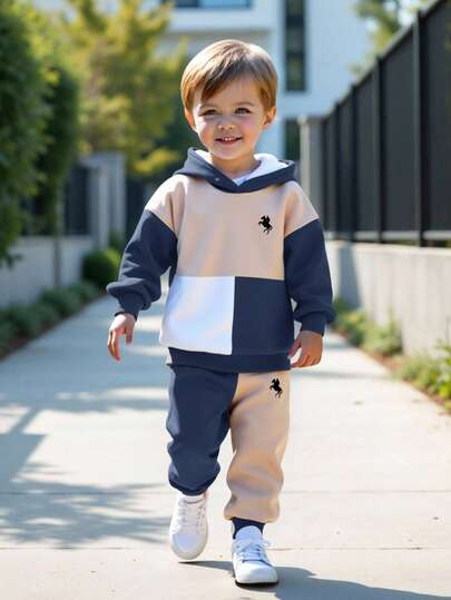 2 件套年轻男童宽松休闲舒适长袖连帽运动衫套装，适合秋冬季