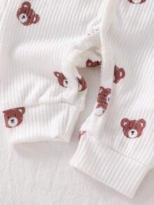 新生儿米色小熊图案长袖连体衣带帽子套装