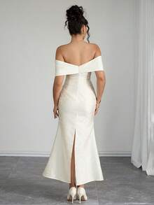 Rafferiza 女士优雅提花纹理露肩鱼尾长裙 - 杏色 - 查看 2