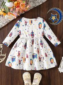 SHEIN Abito elegante e comodo da bambina con stampa di lanterne in stile mediorientale, adatto per l'autunno e le vacanze, manica lunga - Bianco - Visualizzare 2