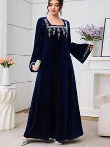 Al Najma Elegant Women's Dress With Embellished Square Neckline, Flared Sleeves And Flowy Skirt In Velvet Kaftan Jalabiya Dress - Navy Blue - View 5