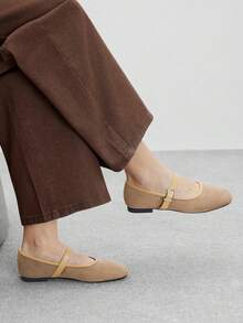 CUCCOO BIZCHIC 女士黑色刺绣可爱蝴蝶结优雅网眼玛丽珍平底鞋 - 駝色 - 查看 6