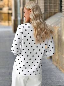 SHEIN Clasi Áo sơ mi nữ dài tay chấm bi, đa năng cho công sở, đi làm và mặc thường ngày, áo sơ mi chấm bi mùa thu, áo kiểu nữ dài tay, áo công sở nữ, áo sơ mi nữ chấm bi trắng, áo sơ mi dài tay chấm bi đen trắng cho nữ. - Đen và trắng - Xem 3