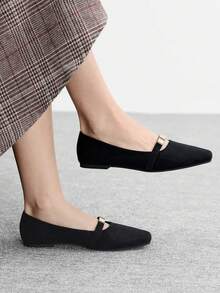 CUCCOO BIZCHIC Giày bệt Mary Jane mũi vuông da lộn màu đen khóa kim loại cho nữ, nhẹ và thoải mái, phù hợp để mặc váy - màu đen - Xem 2