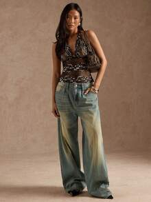 SHEIN BAE Parte superior de halter negro con cuello en V profundo y bloque de color floral de encaje para fiesta/club de mujeres, top para Año Nuevo 2026, blusas lindas para salir, tops de corsé para mujeres, tops Y2K, tops sexy, top de festival