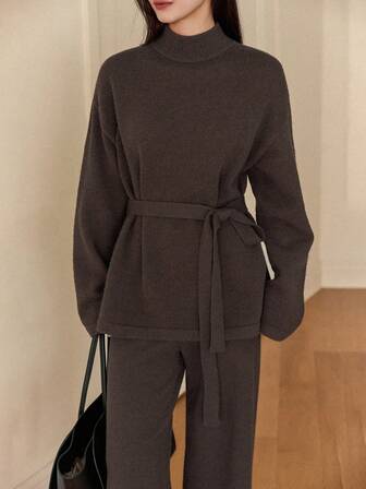 Dazy-Less 女性用カジュアル デイリー通勤 シンプル 無地 ハイネック ルーズ ベルト付きセーターとフレアレッグパンツ 2点セット、秋冬