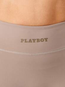 Missguided x Playboy Quần legging thể thao cạp cao liền mạch có logo dành cho tập luyện và lối sống năng động - Volcanic Gray - Xem 3