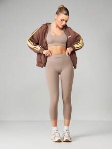 Missguided x Playboy Quần legging thể thao cạp cao liền mạch có logo dành cho tập luyện và lối sống năng động - Volcanic Gray - Xem 4
