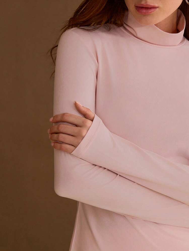 SOLID SLIM FIT MOCK NECK T-SHIRT