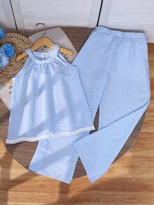 SHEIN Set med randig halterneck-topp och byxor för två flickor, semester och avslappnad stil - Blått och Vitt - Visa 5