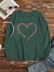 EMERY ROSE Leopard Muster Herz Grafik minimalistisches Muster Rundhals Langarm T-Shirt in Große Größen - Grün - Übersicht 3