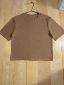 Camiseta Estilo Boxy Fit Básica sin estampado de algodón, ideal para la calle, combinar estilos o regalar - Moca - Ver 3