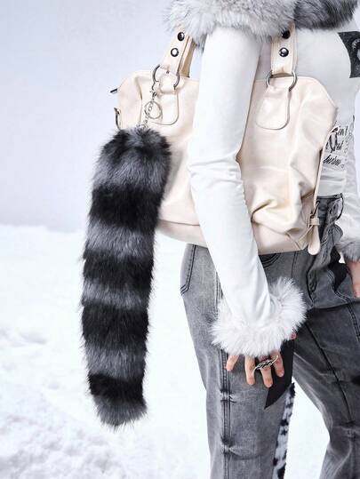 ROMWE Grunge Punk 1pc Y2K Fashion Retro Goth Style Ombre Faux Fur Fake Animal Fox Tail Keychain, Suitable For Women/Girls Everyday Wear, Holiday Gift, Halloween