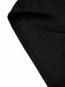 SHEIN ChillGRL Áo thun tay ngắn cổ tròn khoét lỗ màu trơn dành cho bé gái tuổi teen, thiết kế tối giản thanh lịch, cổ tròn, mềm mại và thân thiện với da - màu đen - Xem 5