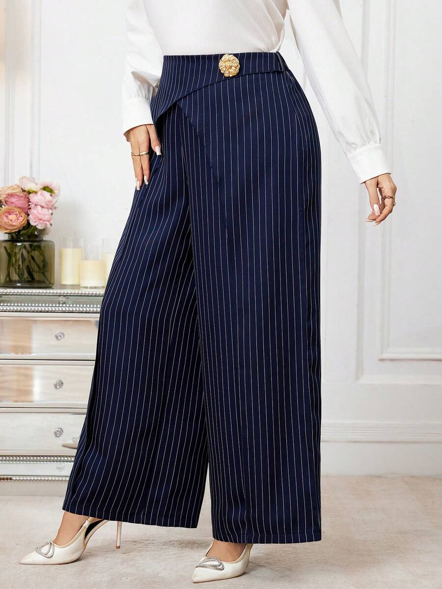 Modelyn Pantalones rectos de cintura elástica a rayas para mujer de talla grande, con decoración de hebilla metálica, casuales y versátiles, adecuados para el diario, el trabajo y diversas ocasiones - Azul Marino - Ver 1