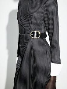 Lumivelle 2025秋季新款女士休闲纽扣装饰腰部条纹连衣裙，女士优雅拼接长袖针织连衣裙；2025冬季修身纯色长款连衣裙，条纹撞色通勤风连衣裙 - 灰色 - 查看 1