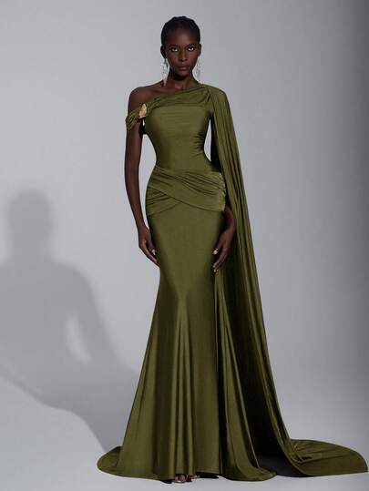 Elitara Elegant & Fashionable Apocalyptic Chocolate Brown Knit Fabric Asymmetric Shoulder Half-Exposed Shoulder Tailored Fitted Mermaid Hem Dress, Flowing Handcrafted Pleated Metal Buckle Waist Ruched Mermaid Hem, Suitable For Fashion Galas, Formal Dinners, Business Events, Balls, Cocktail Parties, Halloween Parties, Wedding Guest Dresses