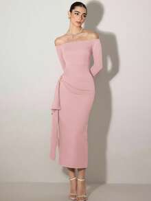 Modelyn 1 buah Gaun Midi Wanita Tanpa Bahu dengan Gesper Logam - Baby Pink - View 3