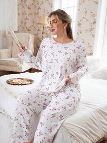 SHEIN 大码女式浪漫碎花罗纹针织长袖上衣和裤子睡衣套装，冬季服装 - 白色 - 查看 1