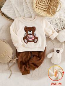 SHEIN 2pcs Baby Boy Autumn/Winter Colorblock Cute Cartoon Bear Plush Fabric Loose Top + Colorblock Loose Pants Sweatsuit Set - Brown - View 2
